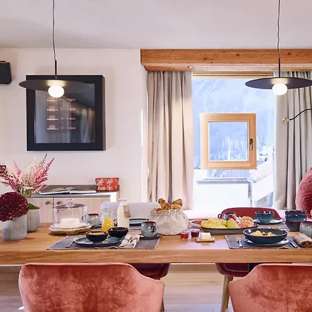 Belarosa - The Luxury Hideaway In The Swiss Alps أروسا